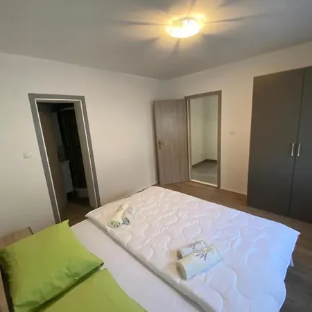 Leonardo Appartamento Makarska